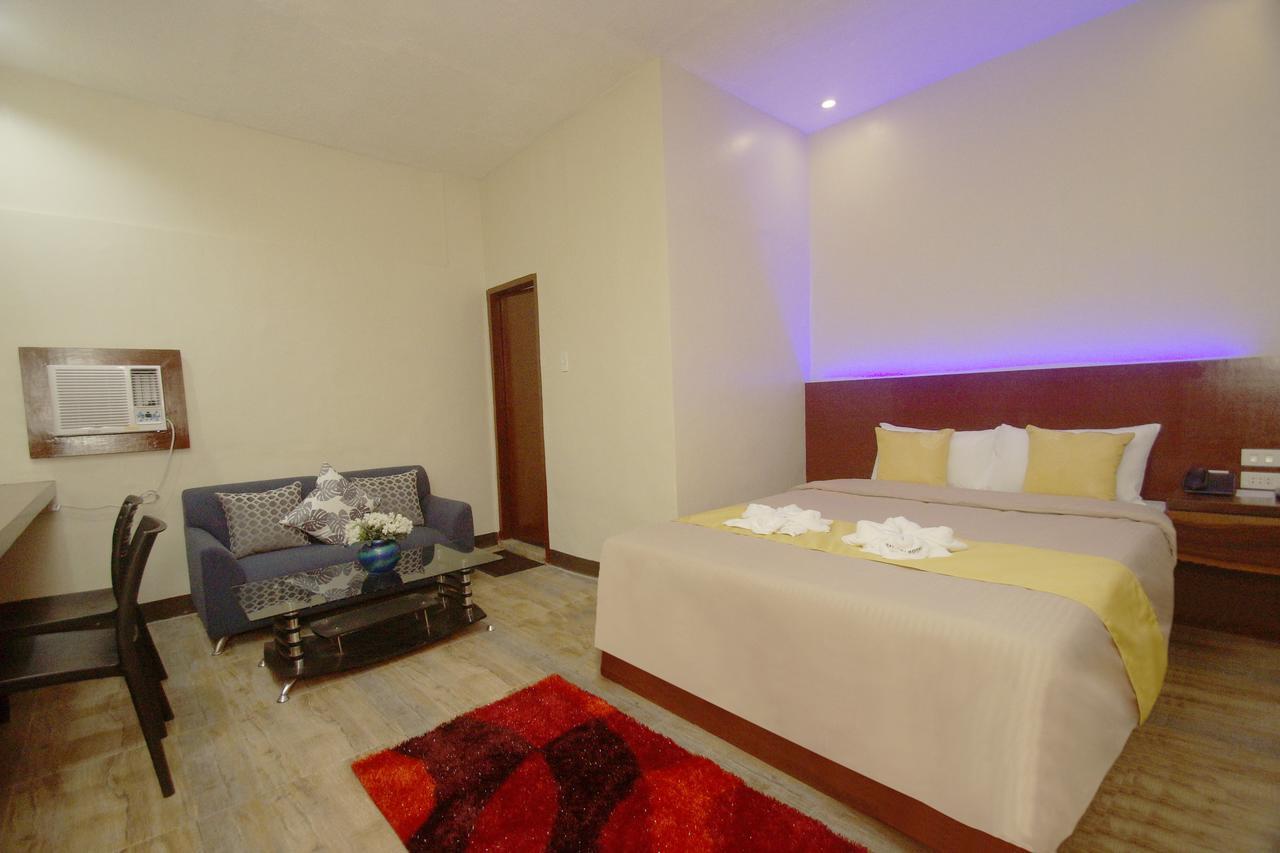 Hacasi Hotel Anibong Extérieur photo