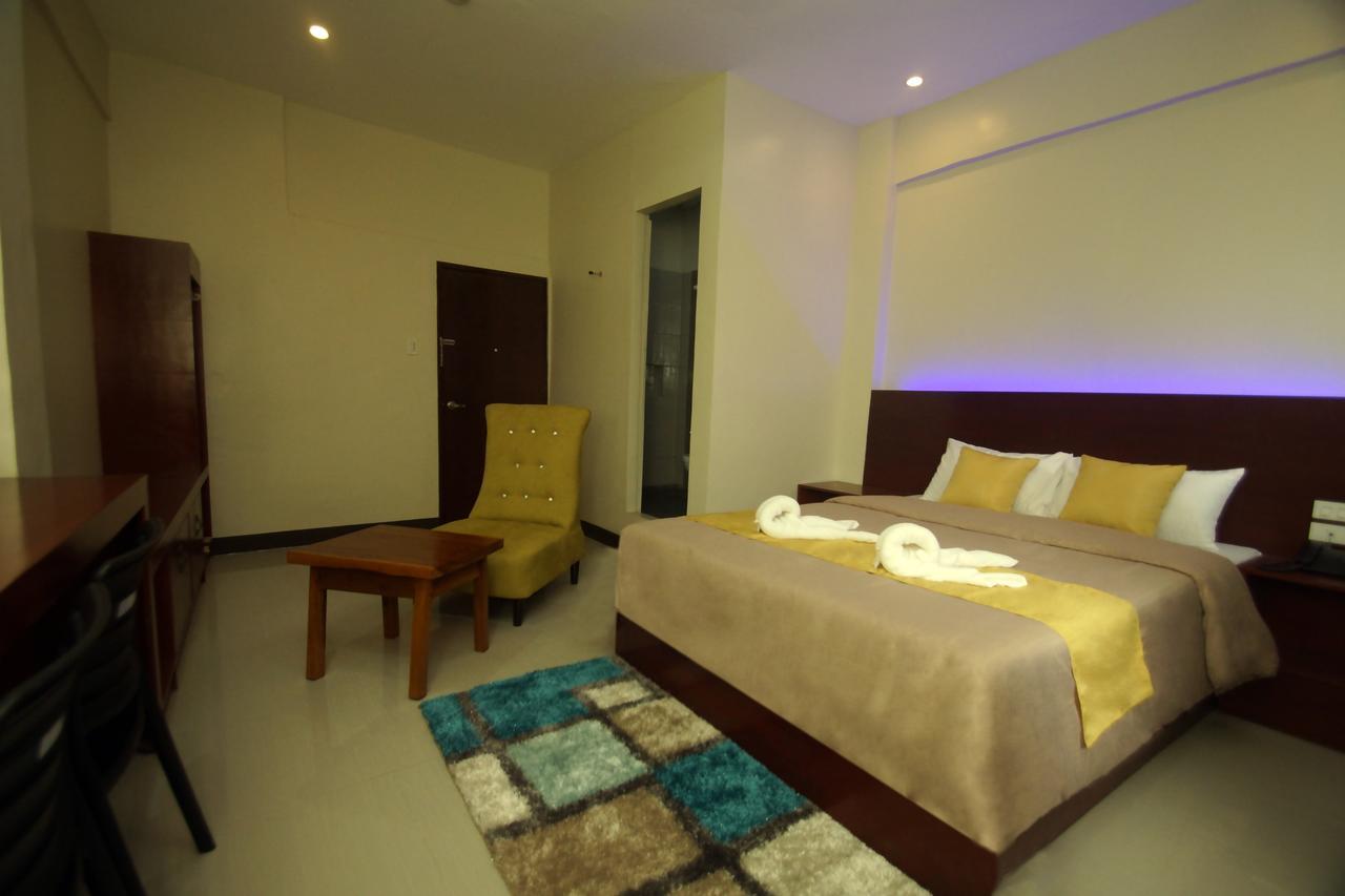 Hacasi Hotel Anibong Extérieur photo