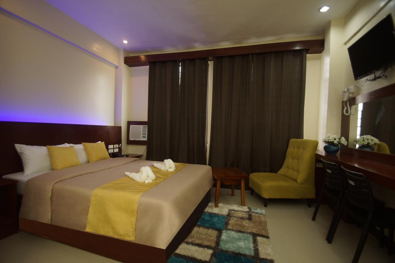 Hacasi Hotel Anibong Extérieur photo
